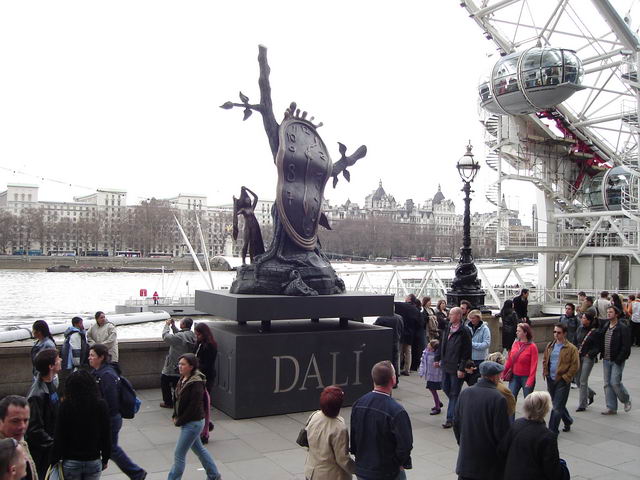 Dali Universe Sculpture